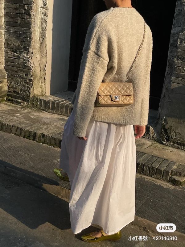 CHANEL CF20 奶茶色BEIGE 銀釦 全新現貨 buywithada,france,全球代購,歐洲,exquisite,quality goods,posh,fancy,luxurious