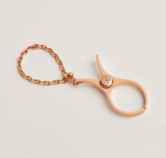 HERMES 人氣款手套夾/吊飾/眼鏡夾 玫瑰金色 buywithada,france,全球代購,歐洲,exquisite,quality goods,posh,fancy,luxurious