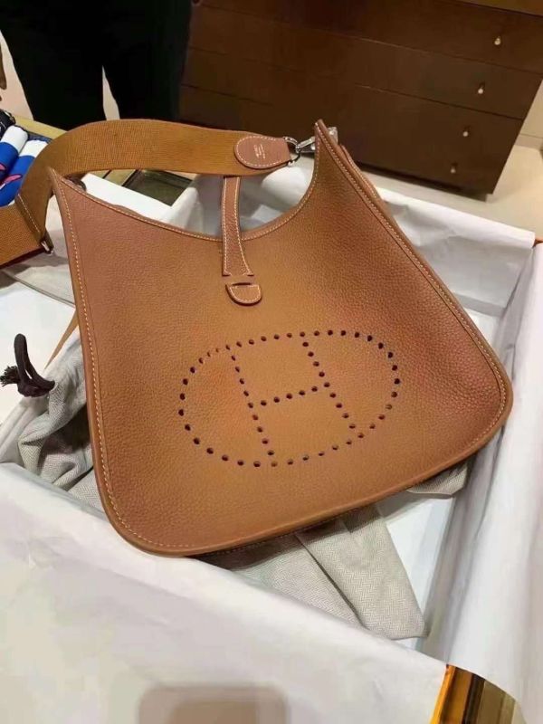台灣現貨 HERMES EVELYNE 29  k 刻 金棕銀釦 編織背帶另+購 buywithada,france,全球代購,歐洲,exquisite,quality goods,posh,fancy,luxurious