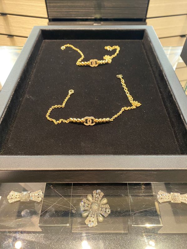 CHANEL 23 水鑽CC金色小愛心 頸鏈 buywithada,france,全球代購,歐洲,exquisite,quality goods,posh,fancy,luxurious