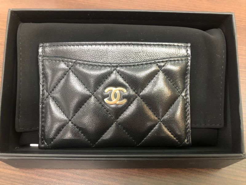 CHANEL 經典羊皮卡夾 跟著ada買