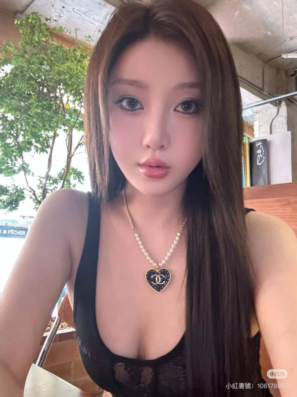 CHANEL 愛心牛仔珍珠頸鍊 buywithada,france,全球代購,歐洲,exquisite,quality goods,posh,fancy,luxurious