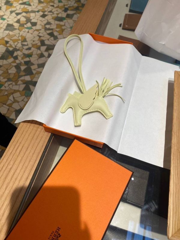 HERMES RODEO 小馬 I8米爾頓黃 buywithada,france,全球代購,歐洲,exquisite,quality goods,posh,fancy,luxurious