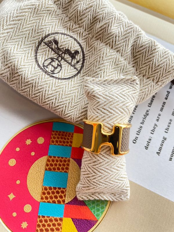 HERMES Olympe 戒指 大象灰金 寬版 S buywithada,france,全球代購,歐洲,exquisite,quality goods,posh,fancy,luxurious