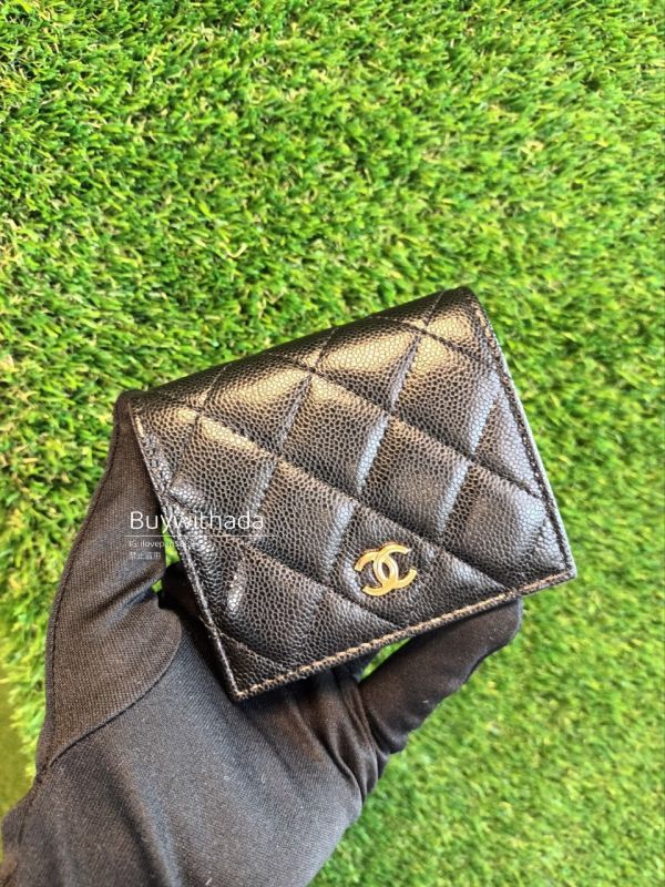 CHANEL 新款 黑荔枝金釦對折短夾 內裡附零錢袋款 buywithada,france,全球代購,歐洲,exquisite,quality goods,posh,fancy,luxurious