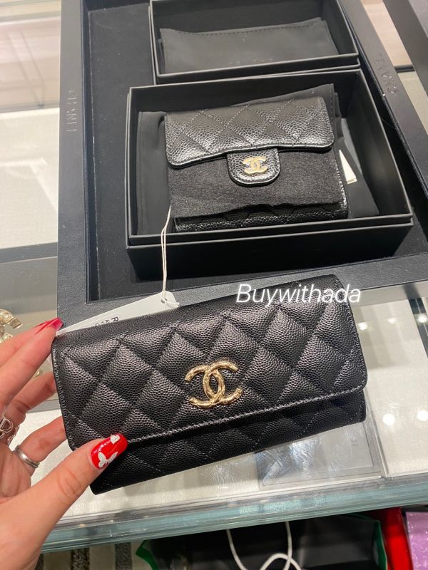 台灣現貨 Chanel 24 翻蓋中夾 黑荔枝皮 金屬雕刻CC logo buywithada,france,全球代購,歐洲,exquisite,quality goods,posh,fancy,luxurious