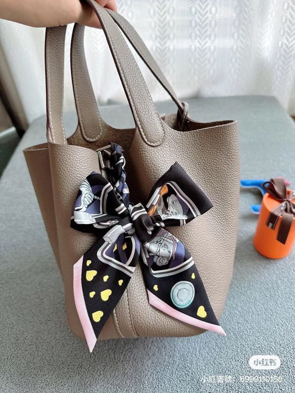 HERMES STORY TWILLY buywithada,france,全球代購,歐洲,exquisite,quality goods,posh,fancy,luxurious