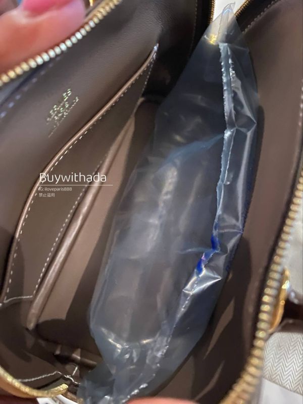 台灣現貨 HERMES MINI BOLIDE 大象灰金釦 全新全配 buywithada,france,全球代購,歐洲,exquisite,quality goods,posh,fancy,luxurious
minibolide,hermes