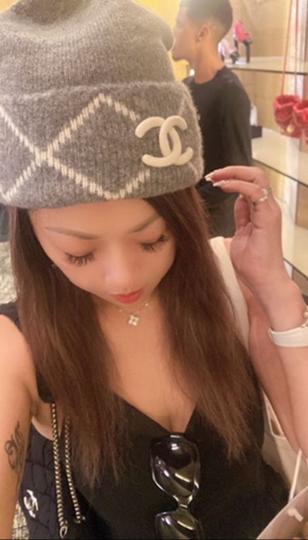 CHANEL 菱格紋CC毛帽 灰色 buywithada,france,全球代購,歐洲,exquisite,quality goods,posh,fancy,luxurious
