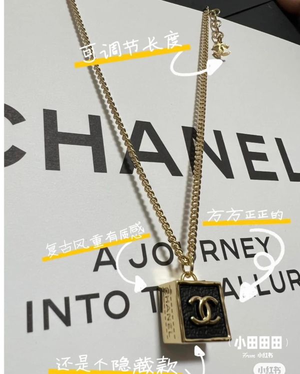 CHANEL 23S 皮革方塊項鍊 buywithada,france,全球代購,歐洲,exquisite,quality goods,posh,fancy,luxurious