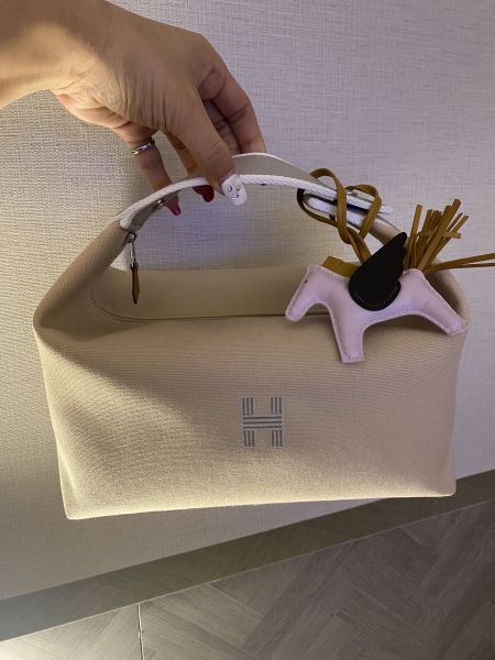 HERMES 化妝包/梳洗包/飯盒包 GM 米白色 buywithada,france,全球代購,歐洲,exquisite,quality goods,posh,fancy,luxurious