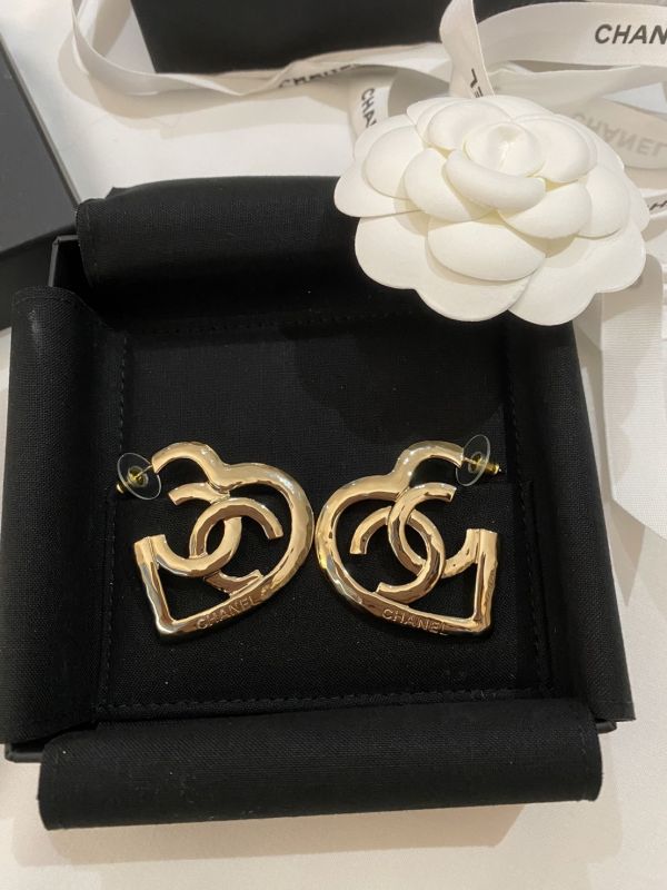 Chanel 22p愛心耳環 buywithada,france,全球代購,歐洲,exquisite,quality goods,posh,fancy,luxurious