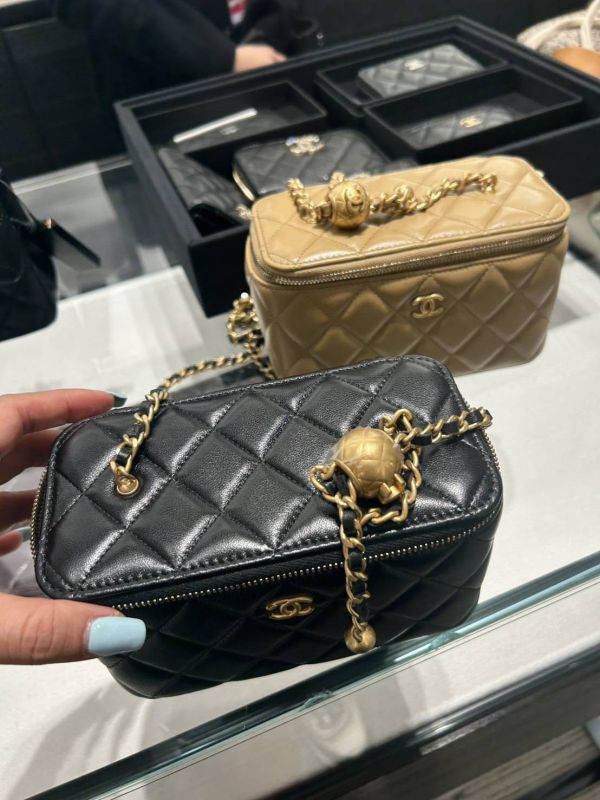 CHANEL 黑金球長盒子 buywithada,france,全球代購,歐洲,exquisite,quality goods,posh,fancy,luxurious