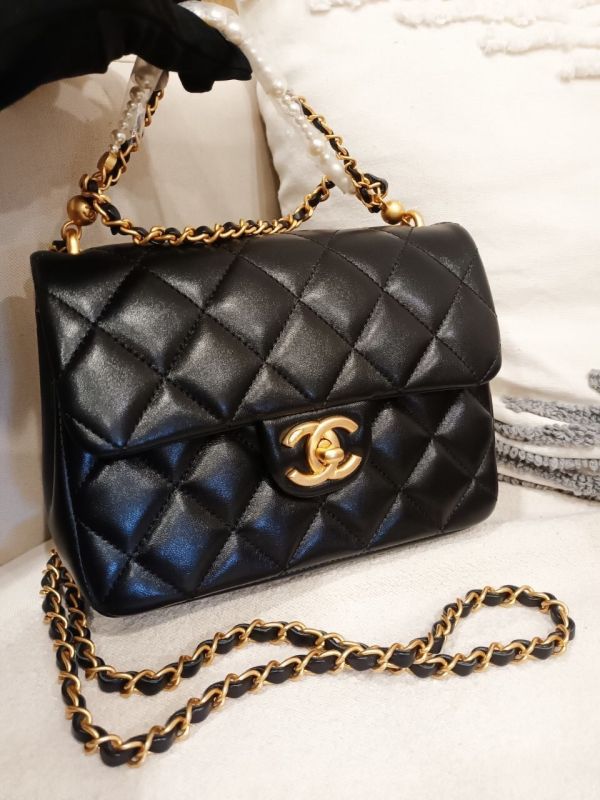 CHANEL 24s 限量秀款珍珠鏈手提肩背方胖 台灣現貨 buywithada,france,全球代購,歐洲,exquisite,quality goods,posh,fancy,luxurious,CHANEL,珍珠方胖