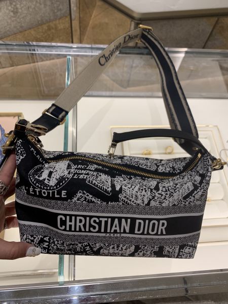 DIOR 中碼 DIORTRAVEL NOMAD 黑色科技布料 Plan de Paris 刺繡 buywithada,france,全球代購,歐洲,exquisite,quality goods,posh,fancy,luxurious