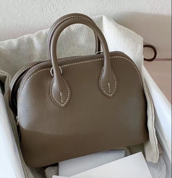 Hermés  mini bolide 大象灰銀釦 Ec皮 K 甜甜 $24xxxx現貨 代購,精品,ADA商店,網路商城,預約面交,buywithada,france,全球代購,歐洲,hermes,CHANEL,celine,lv,balenciaga,香奈兒,愛馬仕,路易威登,巴黎世家,VCA,CHROME HEARTS,克羅心,梵克雅寶,勾雅,高雅德,GOYARD