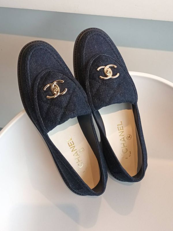 CHANEL 24S 深丹寧牛仔翻蓋樂福鞋 SIZE 38.5 buywithada,france,全球代購,歐洲,exquisite,quality goods,posh,fancy,luxurious