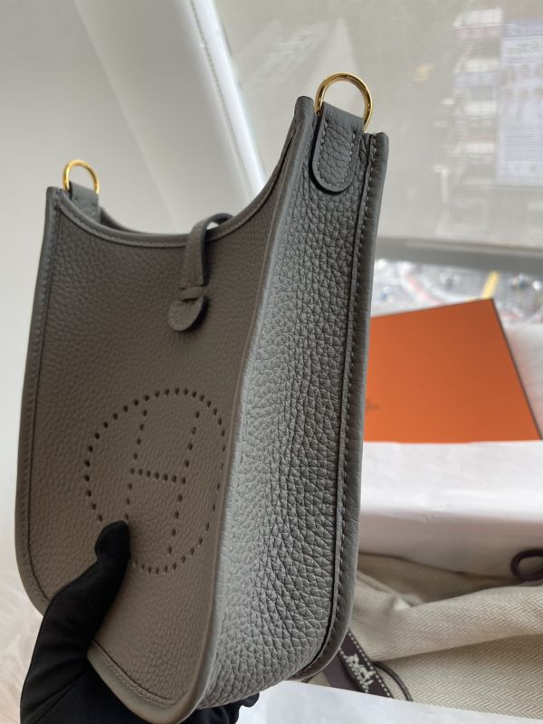 HERMES EVELYNE MINI 積雨雲灰金釦 B刻 台灣購証 buywithada,france,全球代購,歐洲,exquisite,quality goods,posh,fancy,luxurious
