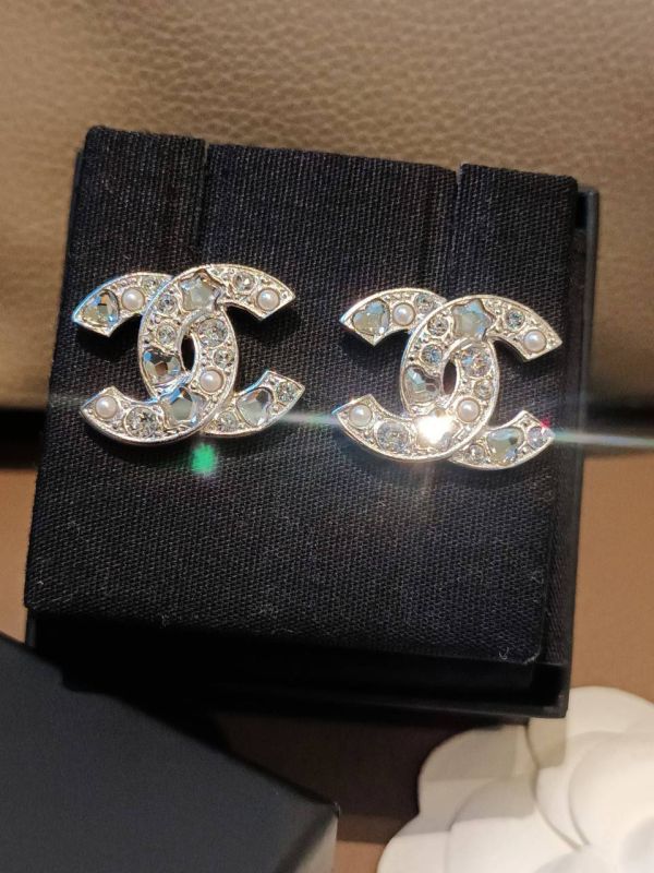 CHANEL 25P 愛心星星水鑽CC耳環 buywithada,france,全球代購,歐洲,exquisite,quality goods,posh,fancy,luxurious