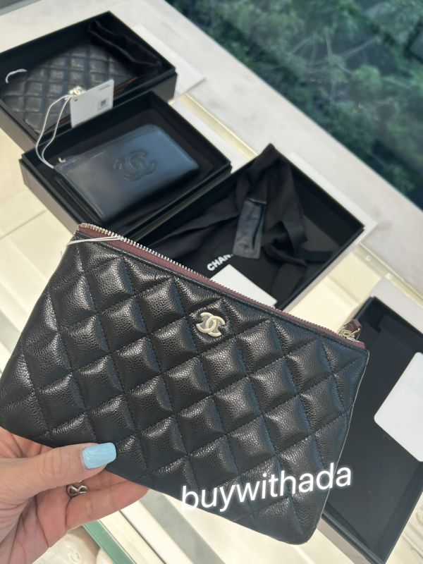 Chanel ㄧ字手拿包 小號 黑荔枝金 buywithada,france,全球代購,歐洲,exquisite,quality goods,posh,fancy,luxurious