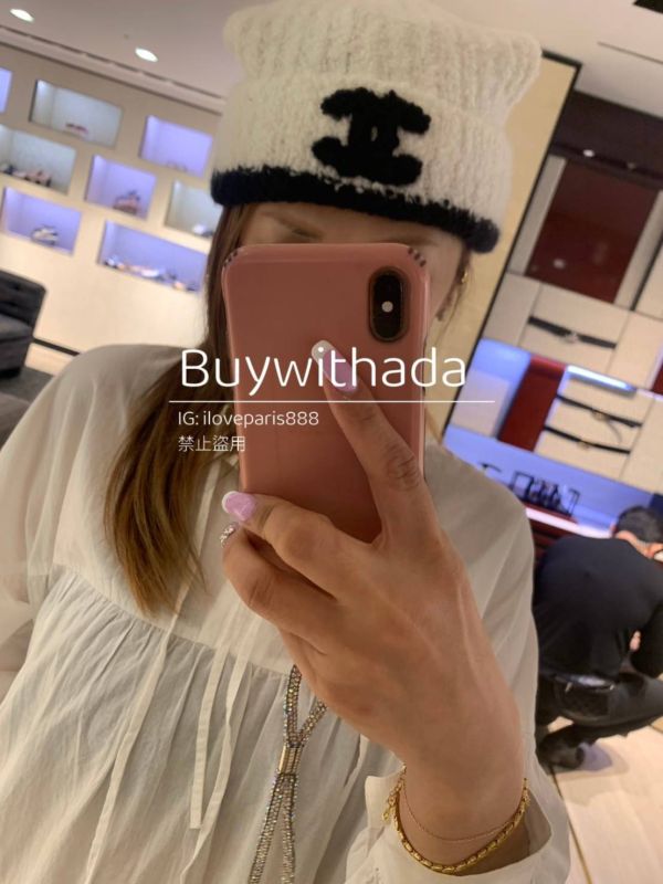CHANEL 23B 最新款毛帽 白色黑CC LOGO buywithada,france,全球代購,歐洲,exquisite,quality goods,posh,fancy,luxurious