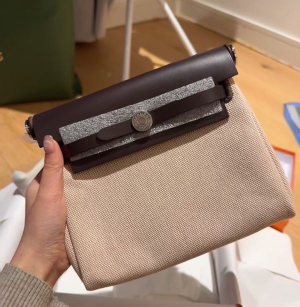 Hermes mini herbag 烏木色銀釦 buywithada,france,全球代購,歐洲,exquisite,quality goods,posh,fancy,luxurious