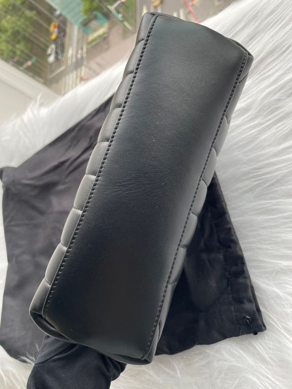 YSL LOULOU「Y」形絎縫皮革手袋 小號黑色銀釦 buywithada,france,全球代購,歐洲,exquisite,quality goods,posh,fancy,luxurious