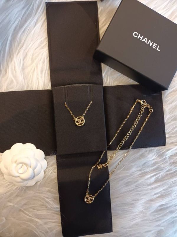 CHANEL 爆款金色圓形CC項鍊 buywithada,france,全球代購,歐洲,exquisite,quality goods,posh,fancy,luxurious