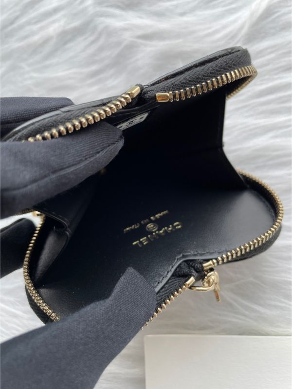 CHANEL 漆皮愛心零錢包 buywithada,france,全球代購,歐洲,exquisite,quality goods,posh,fancy,luxurious
