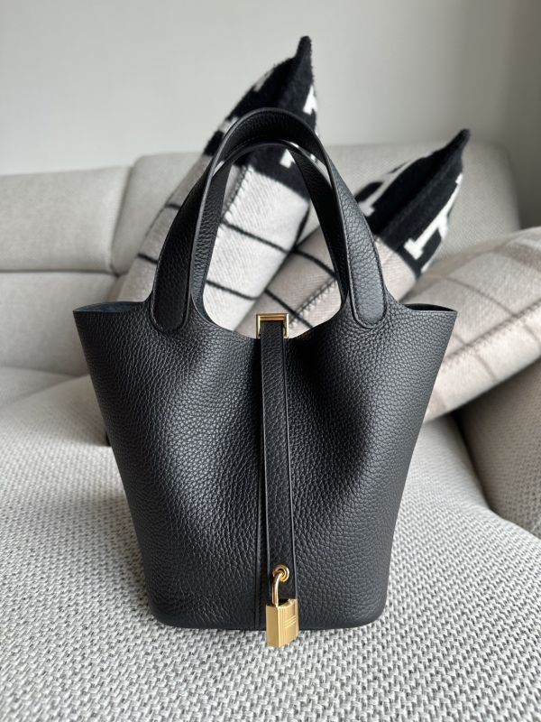 Hermes Picotin 18 黑金 buywithada,france,全球代購,歐洲,exquisite,quality goods,posh,fancy,luxurious