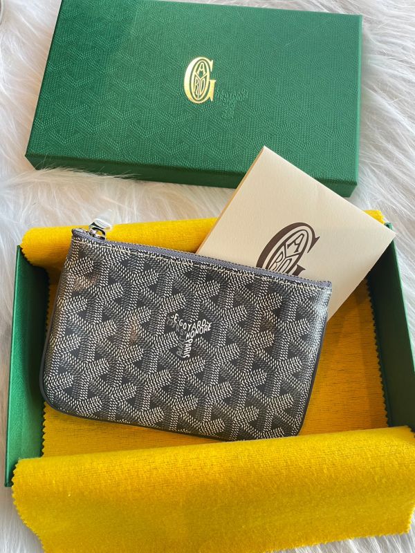 GOYARD 灰色一字拉鍊小包 buywithada,france,全球代購,歐洲,exquisite,quality goods,posh,fancy,luxurious