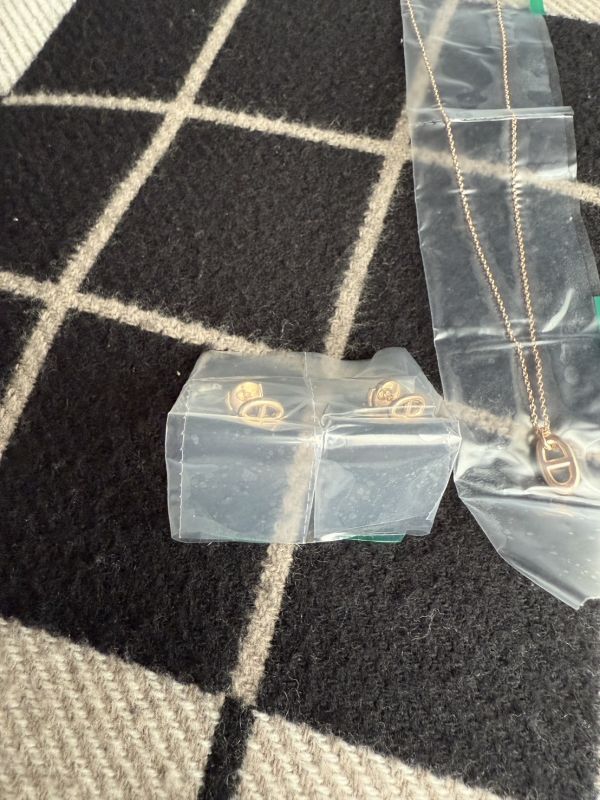 HERMES 玫瑰金豬鼻耳環 buywithada,france,全球代購,歐洲,exquisite,quality goods,posh,fancy,luxurious