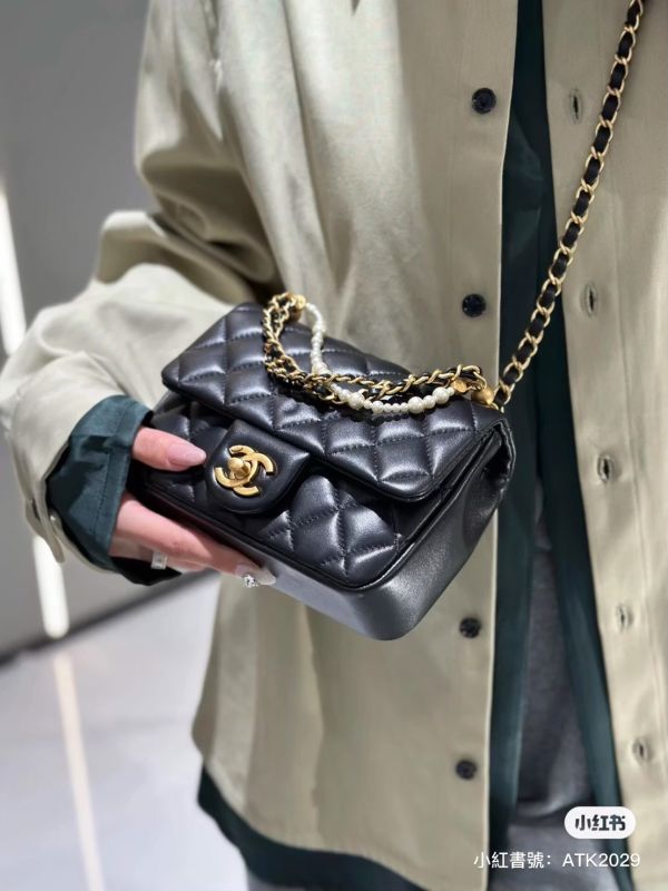 CHANEL 24s 限量秀款珍珠鏈手提肩背方胖 台灣現貨 buywithada,france,全球代購,歐洲,exquisite,quality goods,posh,fancy,luxurious,CHANEL,珍珠方胖