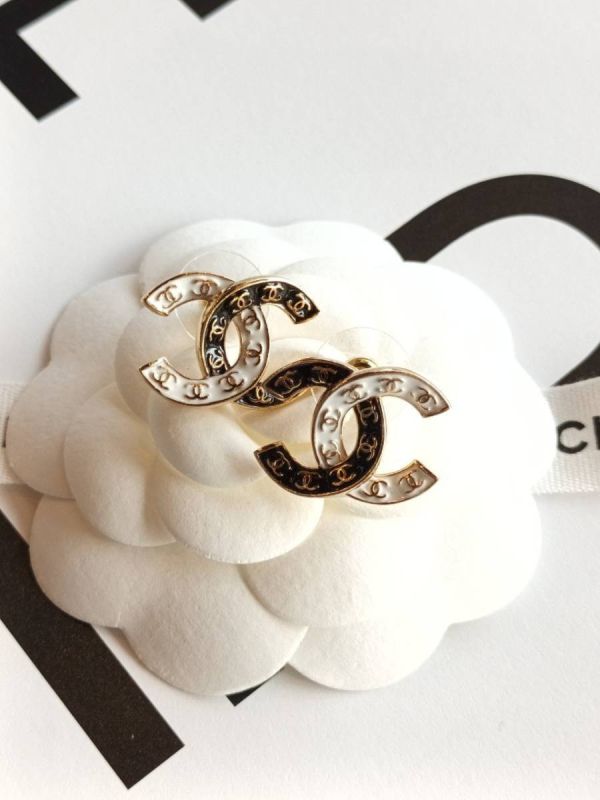 CHANEL 24P 最新滿版雙C耳環 buywithada,france,全球代購,歐洲,exquisite,quality goods,posh,fancy,luxurious
