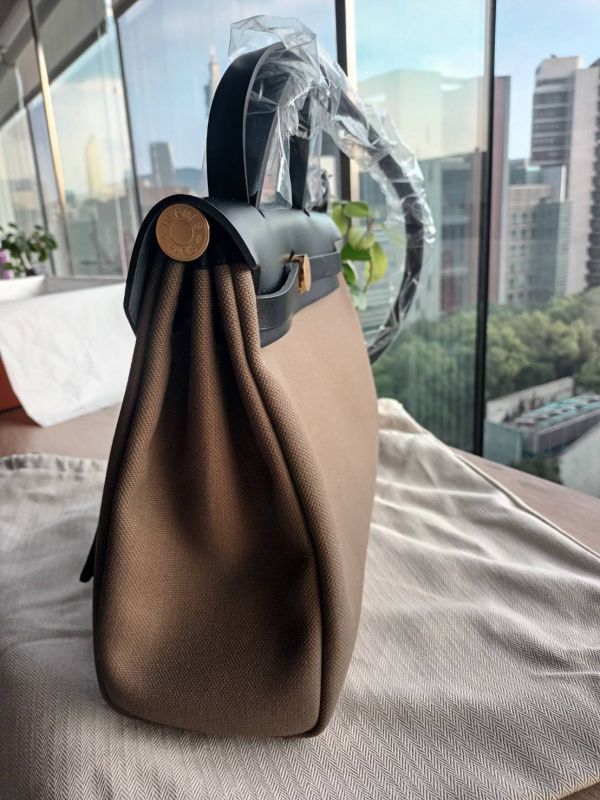 HERMES HERBAG 31 色號toundra 金釦 buywithada,france,全球代購,歐洲,exquisite,quality goods,posh,fancy,luxurious
