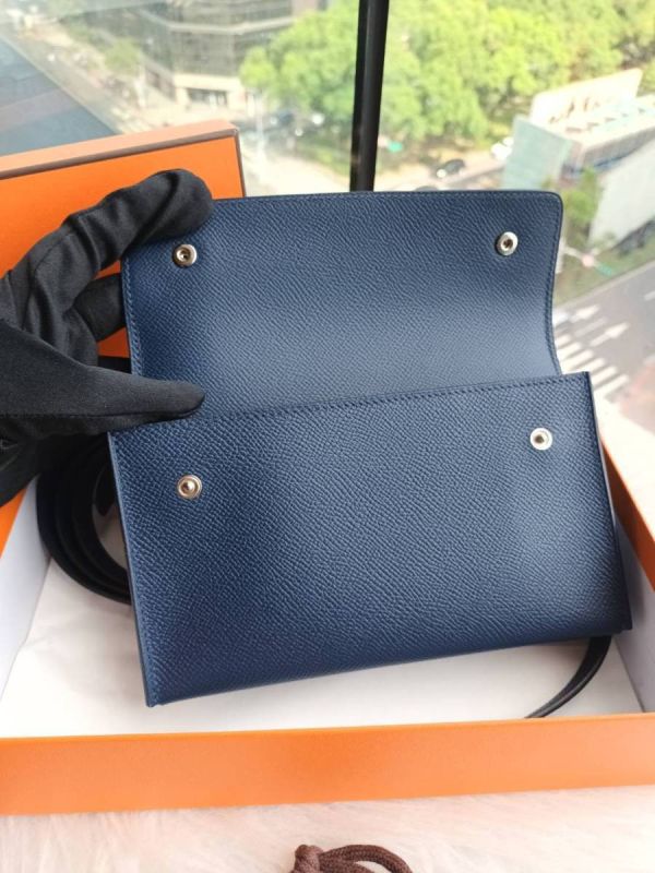 HERMES SNAP WALLET 藏藍色 buywithada,france,全球代購,歐洲,exquisite,quality goods,posh,fancy,luxurious