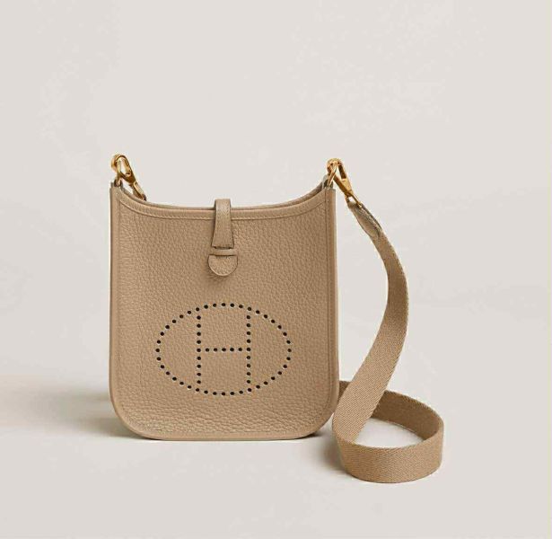 Hermes mini Évelyne 風衣灰金釦 短背袋 buywithada,france,全球代購,歐洲,exquisite,quality goods,posh,fancy,luxurious