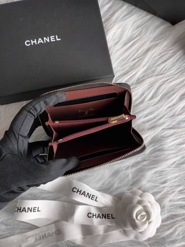 CHANEL 最新款中號錢包 內有拉鍊分層 康朋白盒包裝超美^^ buywithada,france,全球代購,歐洲,exquisite,quality goods,posh,fancy,luxurious