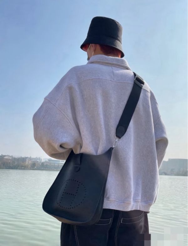 新鮮抵台 HERMES EVELYNE 29 黑色銀釦 K刻 buywithada,france,全球代購,歐洲,exquisite,quality goods,posh,fancy,luxurious