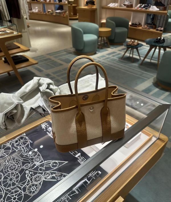 Hermès Neo Garden 23  芝麻色 顯白的芝麻色 G 現貨 buywithada,france,全球代購,歐洲代購,亞洲代購,exquisite,quality goods,fancy,luxurious,HERMES