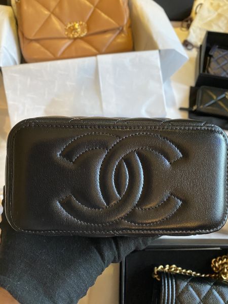 CHANEL 羊皮長盒子 ada,歐洲