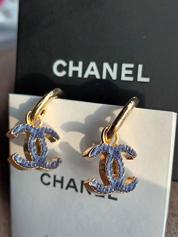 CHANEL 24P 牛仔CC耳墜/耳針 現貨 buywithada,france,全球代購,歐洲,exquisite,quality goods,posh,fancy,luxurious