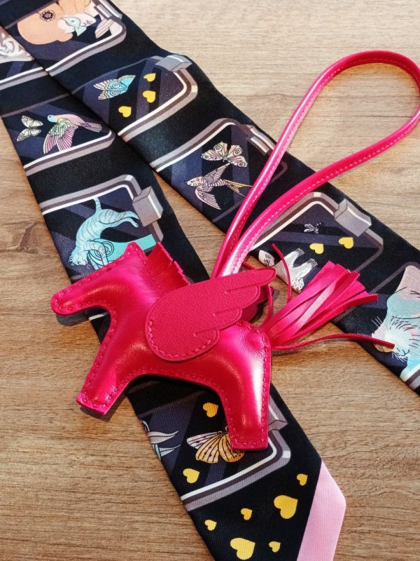 HERMES RODEO 佛朗明哥桃紅色 小飛馬 buywithada,france,全球代購,歐洲,exquisite,quality goods,posh,fancy,luxurious
