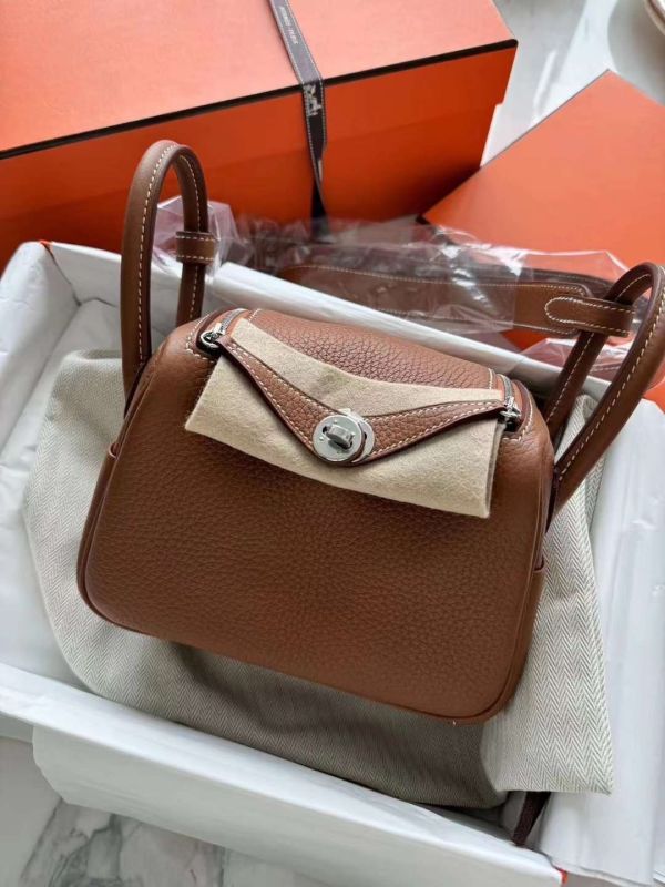 HERMES MINI LINDY 金棕銀釦 buywithada,france,全球代購,歐洲,exquisite,quality goods,posh,fancy,luxurious