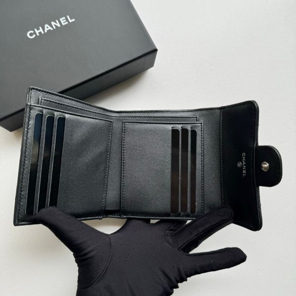 CHANEL SO BLACK 三折短夾 黑色黑釦 buywithada,france,全球代購,歐洲,exquisite,quality goods,posh,fancy,luxurious