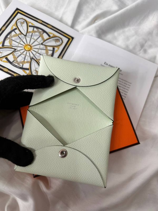 愛馬仕Hermes Calvi 經典卡包 新色 氣泡綠 buywithada,精品,代購,零錢包