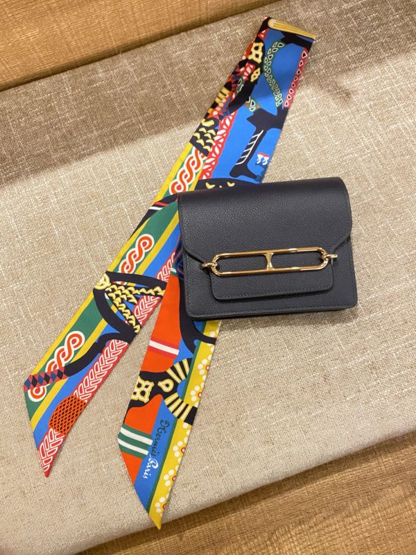 HERMES TWILLY 深藍紅色系 buywithada,france,全球代購,歐洲,exquisite,quality goods,posh,fancy,luxurious