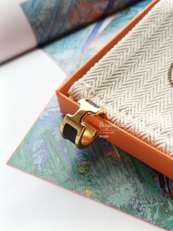 HERMES Olympe 耳骨釦 小號 黑色金釦 buywithada,france,全球代購,歐洲,exquisite,quality goods,posh,fancy,luxurious