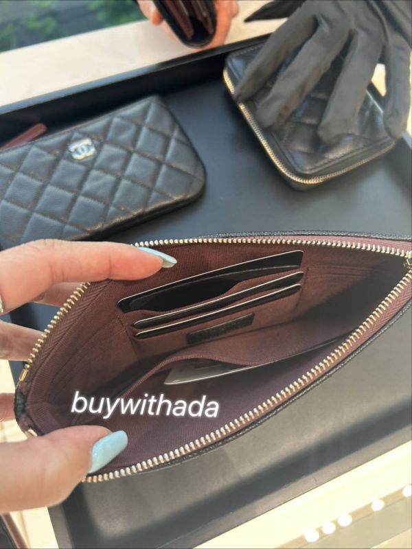 Chanel ㄧ字手拿包 小號 黑荔枝金 buywithada,france,全球代購,歐洲,exquisite,quality goods,posh,fancy,luxurious