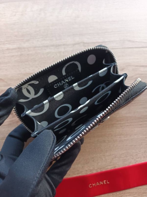 CHANEL 24P 最新款 英文LOGO ㄇ字零錢包 黑荔枝銀釦 buywithada,france,全球代購,歐洲,exquisite,quality goods,posh,fancy,luxurious